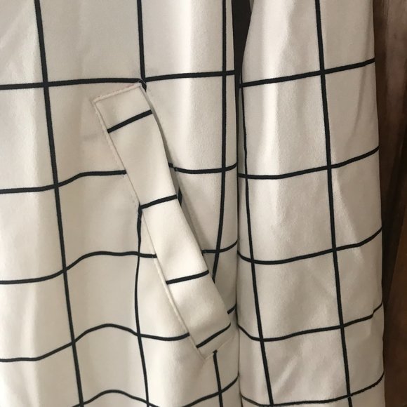 NWT Melloday White & Navy Blue Windowpane Open Coat Large - Picture 3 of 8